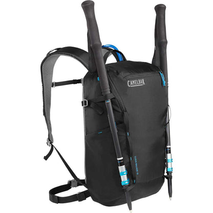 Black Camelbak Cloudwalker 18 Hydration Pack plain