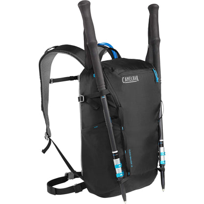 Black Camelbak Cloudwalker 18 Hydration Pack plain