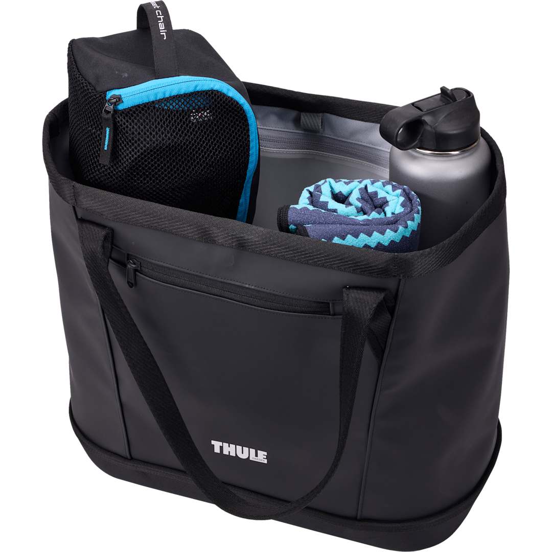 Black Thule Chasm Gear Tote 30L plain