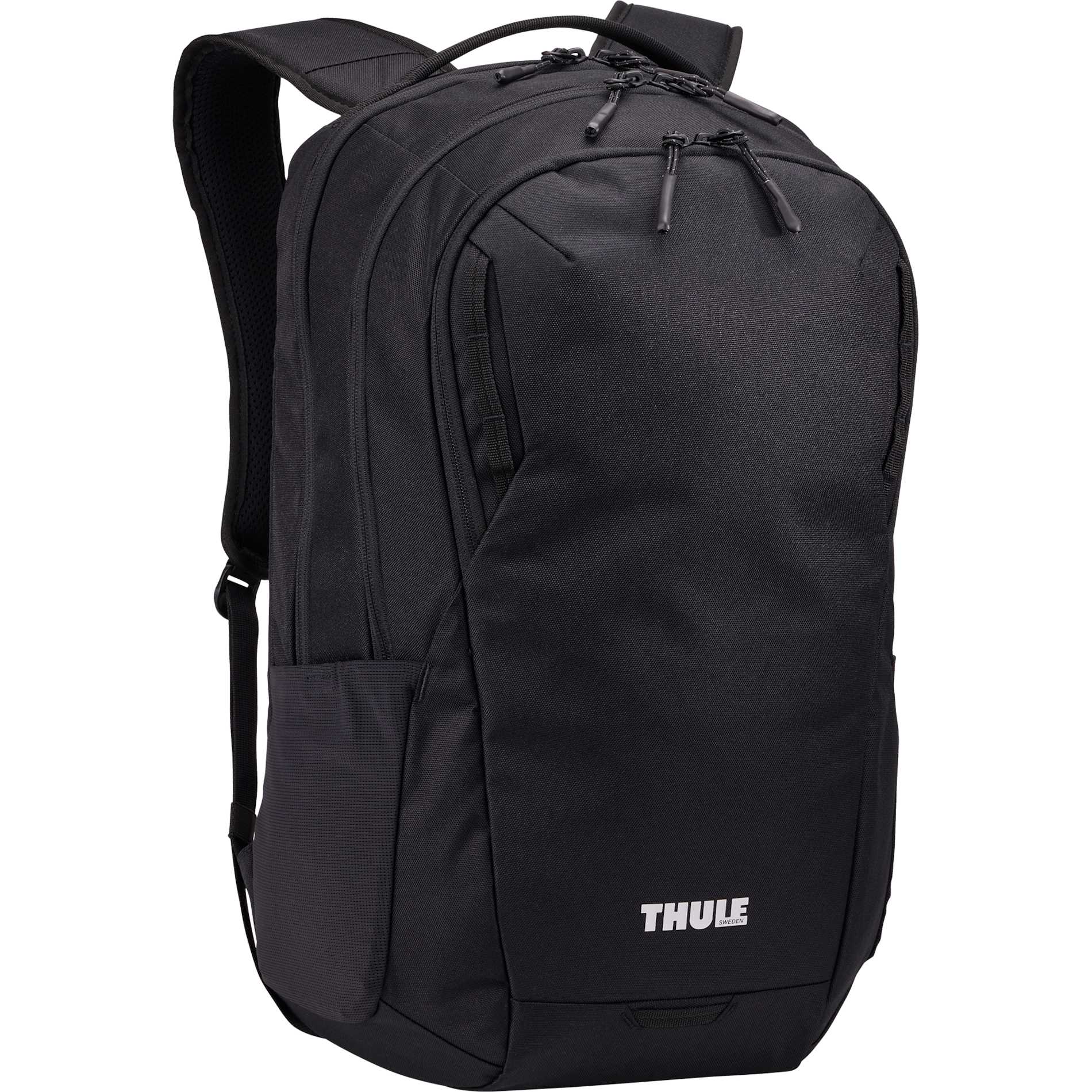Black Thule Lumion 28L Backpack plain