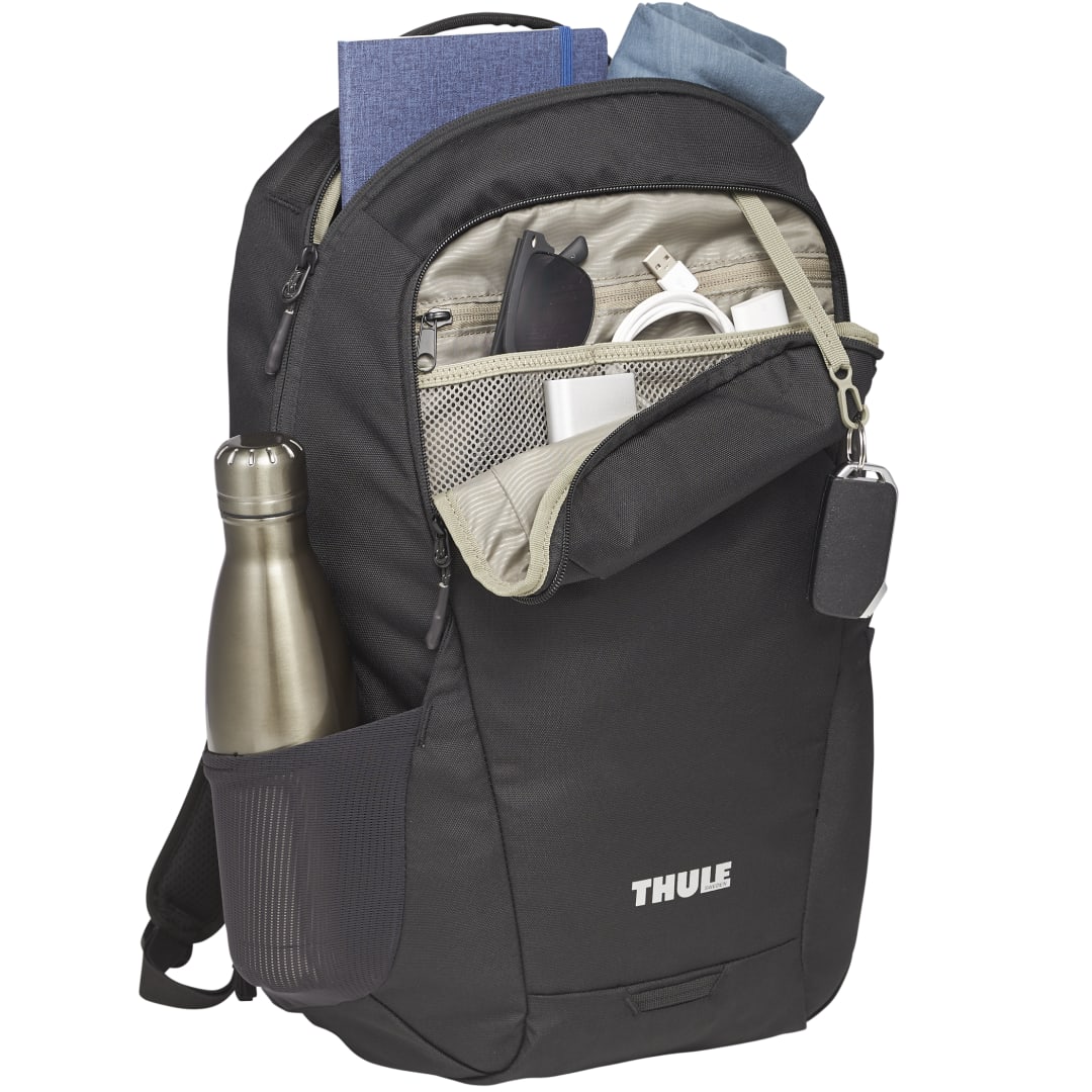 Black Thule Recycled Lumion 16" Computer Backpack 21L plain