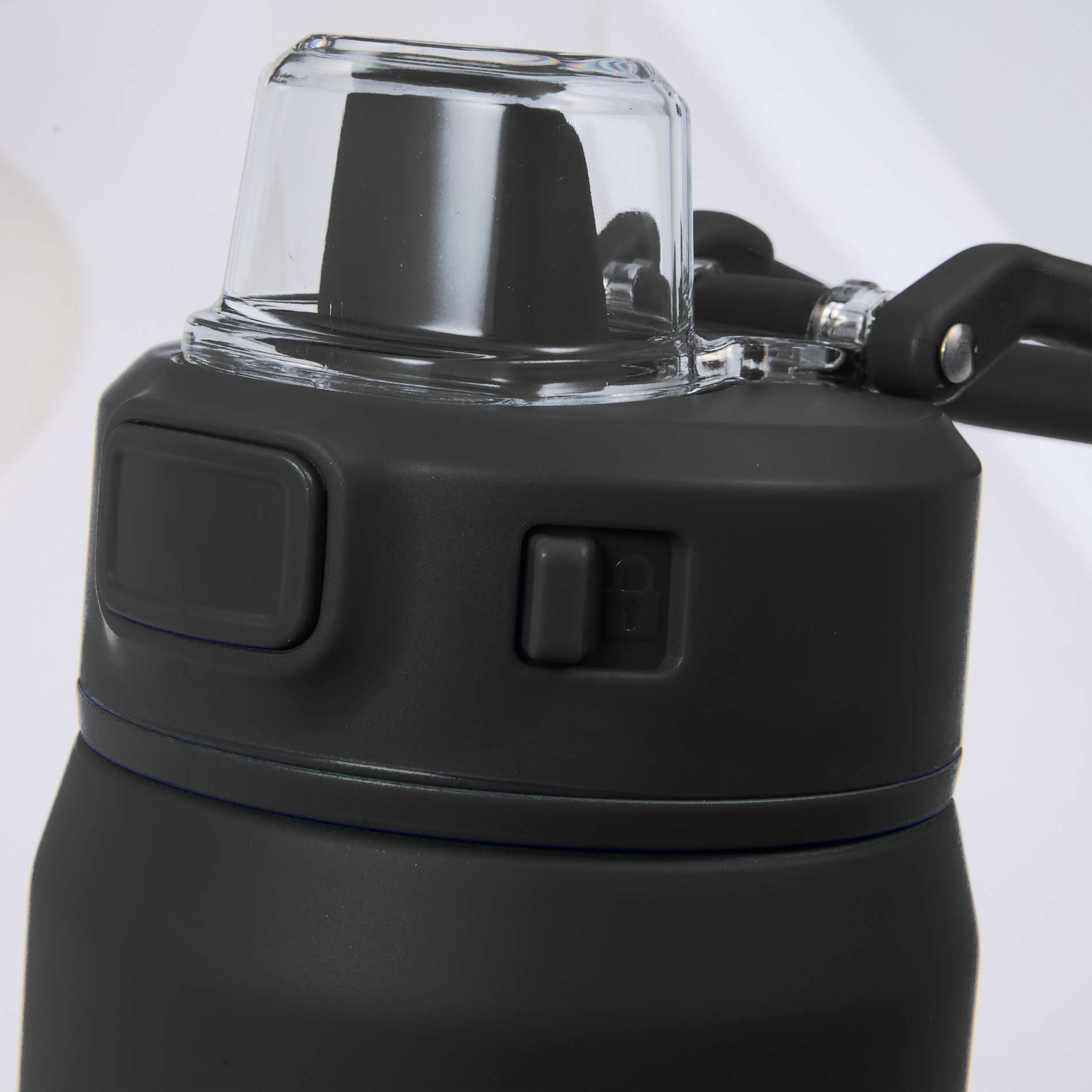 Front View of Black Canyon Recycled Stainless Steel Bottle 30oz