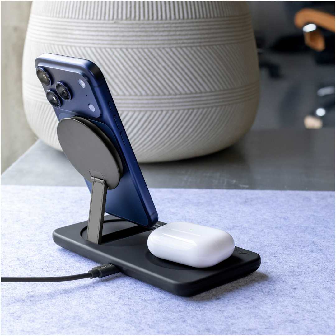 Front View of Black Nimble Podium 2-in-1 Wireless Charging Stand