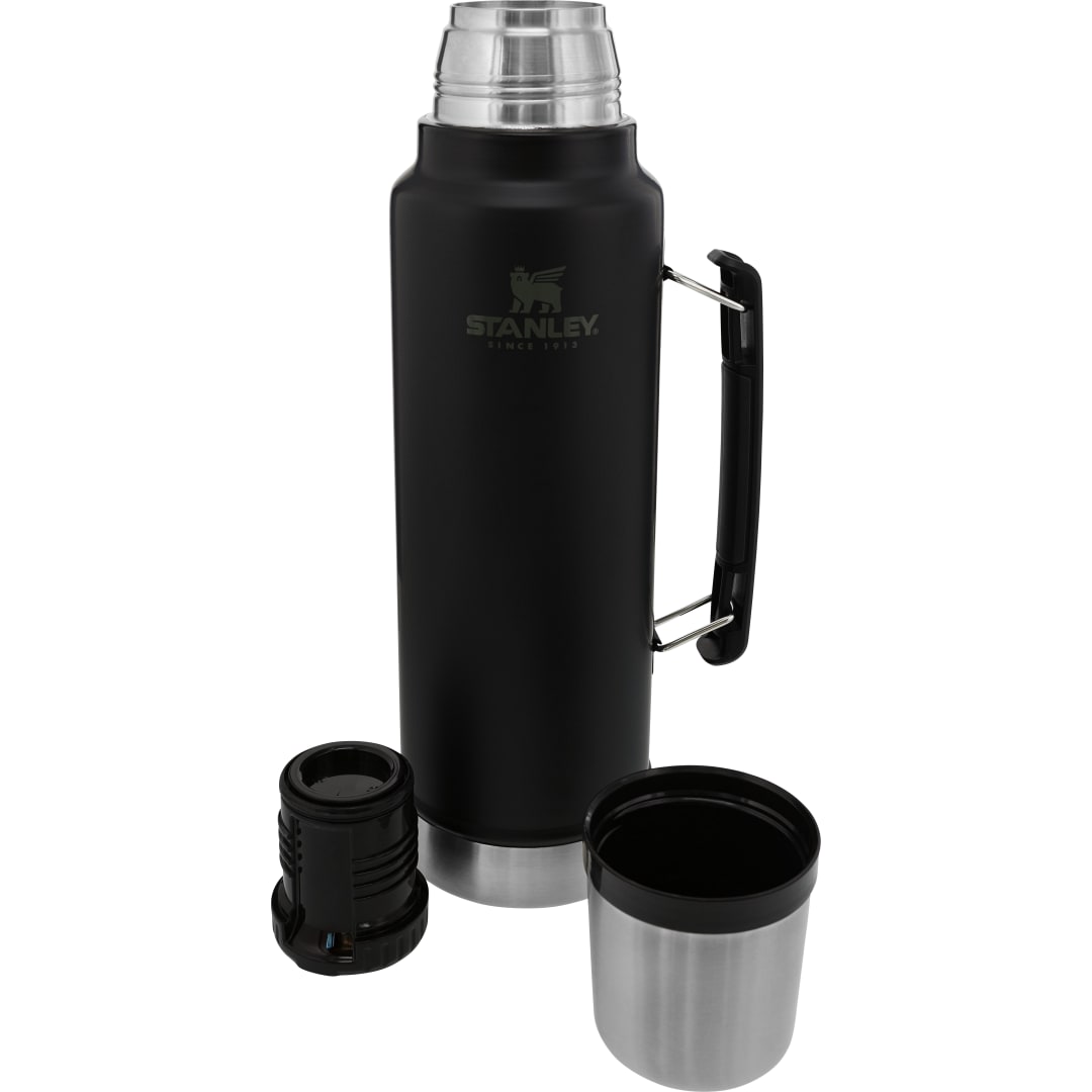 Front View of Black Stanley Legendary Classic Bottle 48oz plain