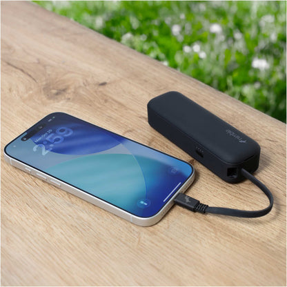 Front View of Black Wally Pro 20 5000 mAh Powerbank and Wall Charger