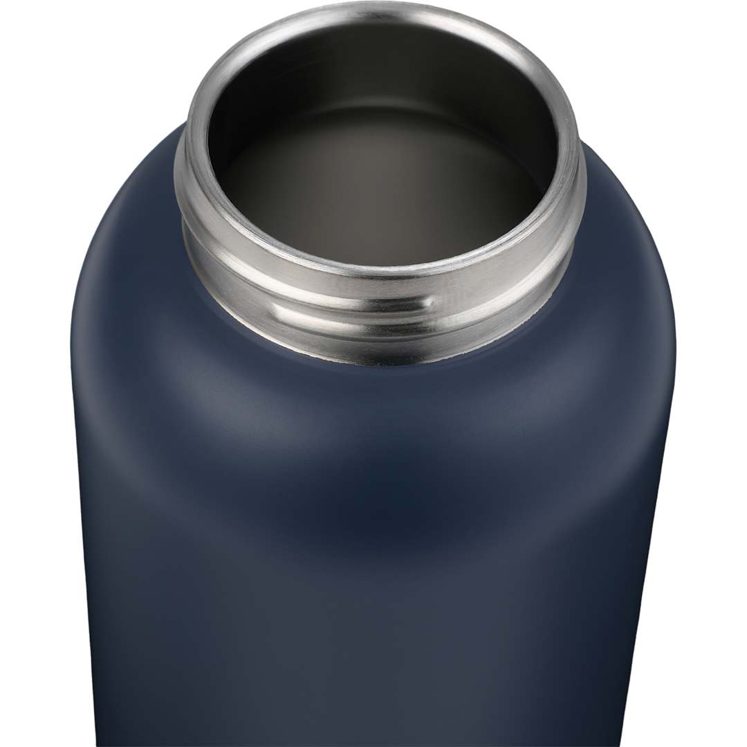 Front View of Blue Clio Straw Lid Vacuum Bottle 22oz