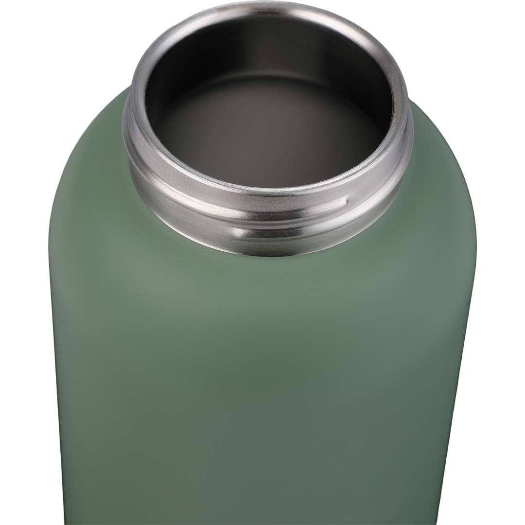 Front View of Green Clio Straw Lid Vacuum Bottle 22oz