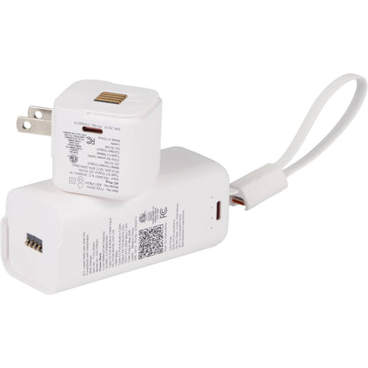 Front View of White ETL Listed 5000 mAh 20W PD Power Bank with AC Plug
