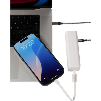 Front View of White ETL Listed 5000 mAh 20W PD Power Bank with AC Plug