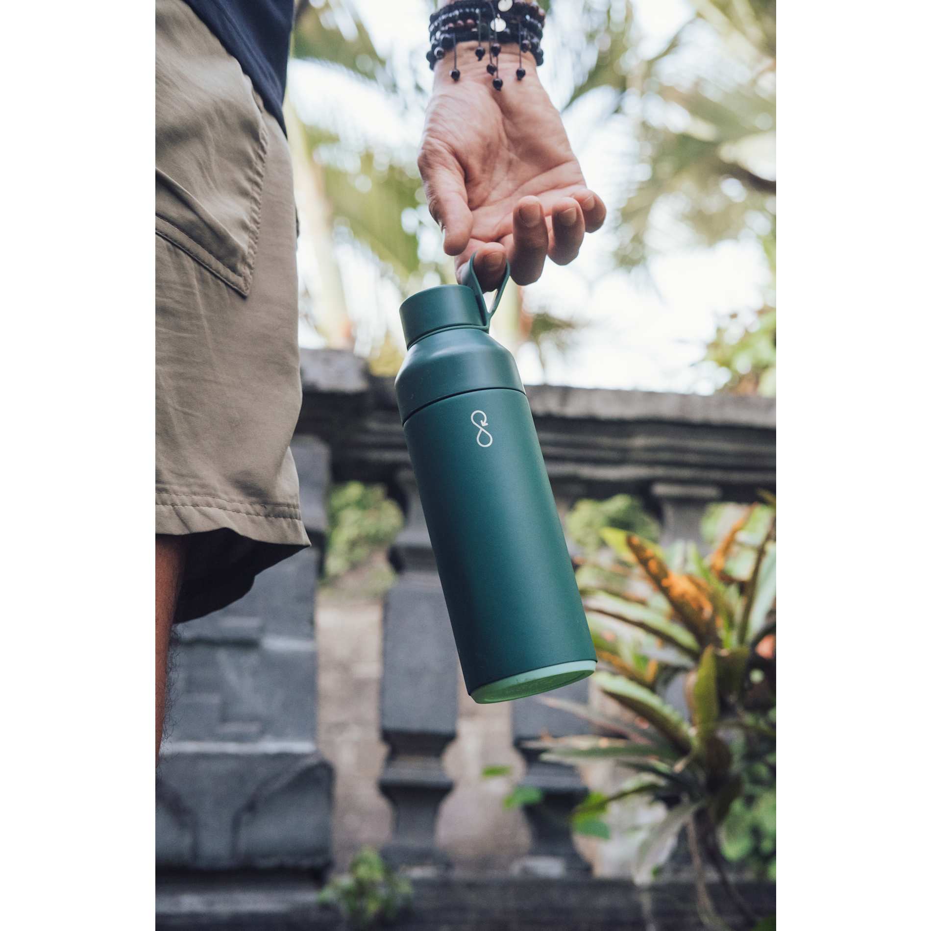 Rear View of Green Ocean Bottle Original 500ml