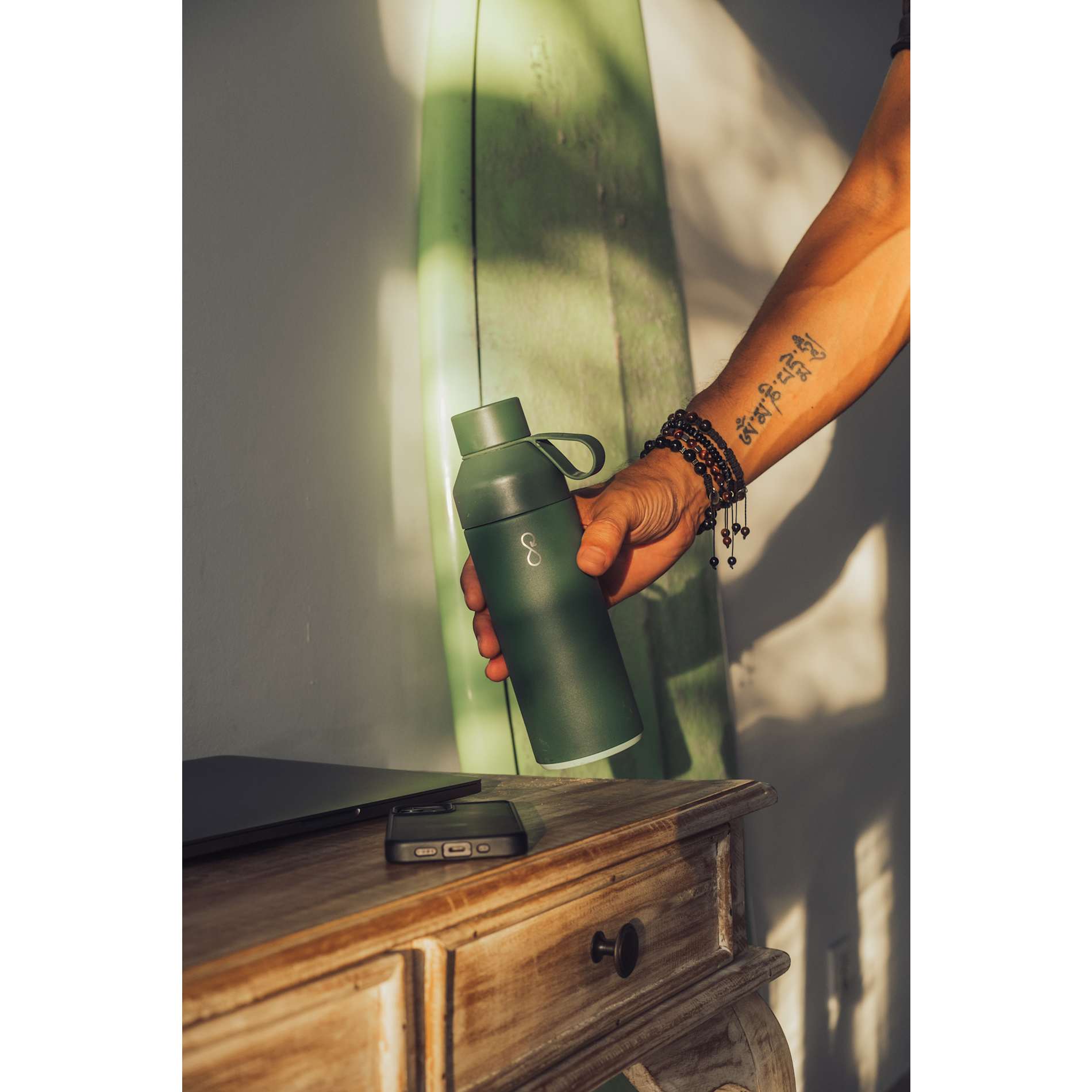 Rear View of Green Ocean Bottle Original 500ml